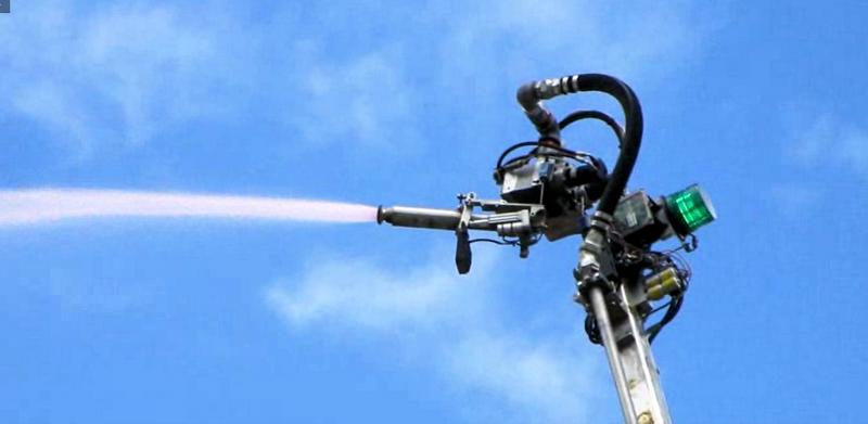 Gater Grapples Aerial Water Cannon